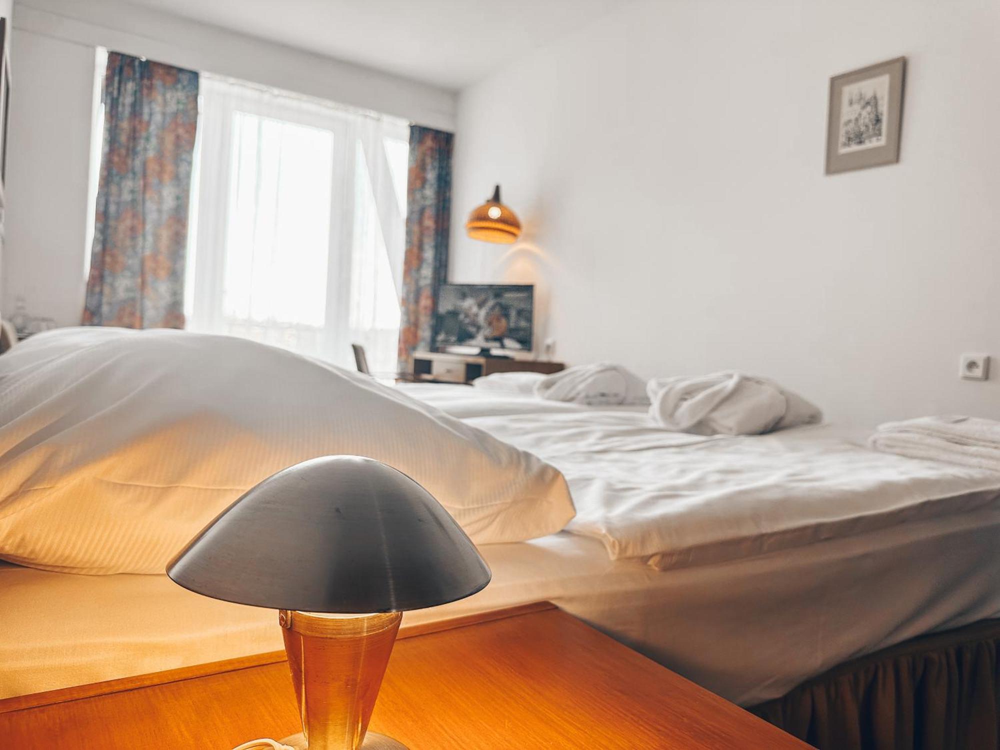 Hotel Medlov Nove Mesto na Morave Buitenkant foto