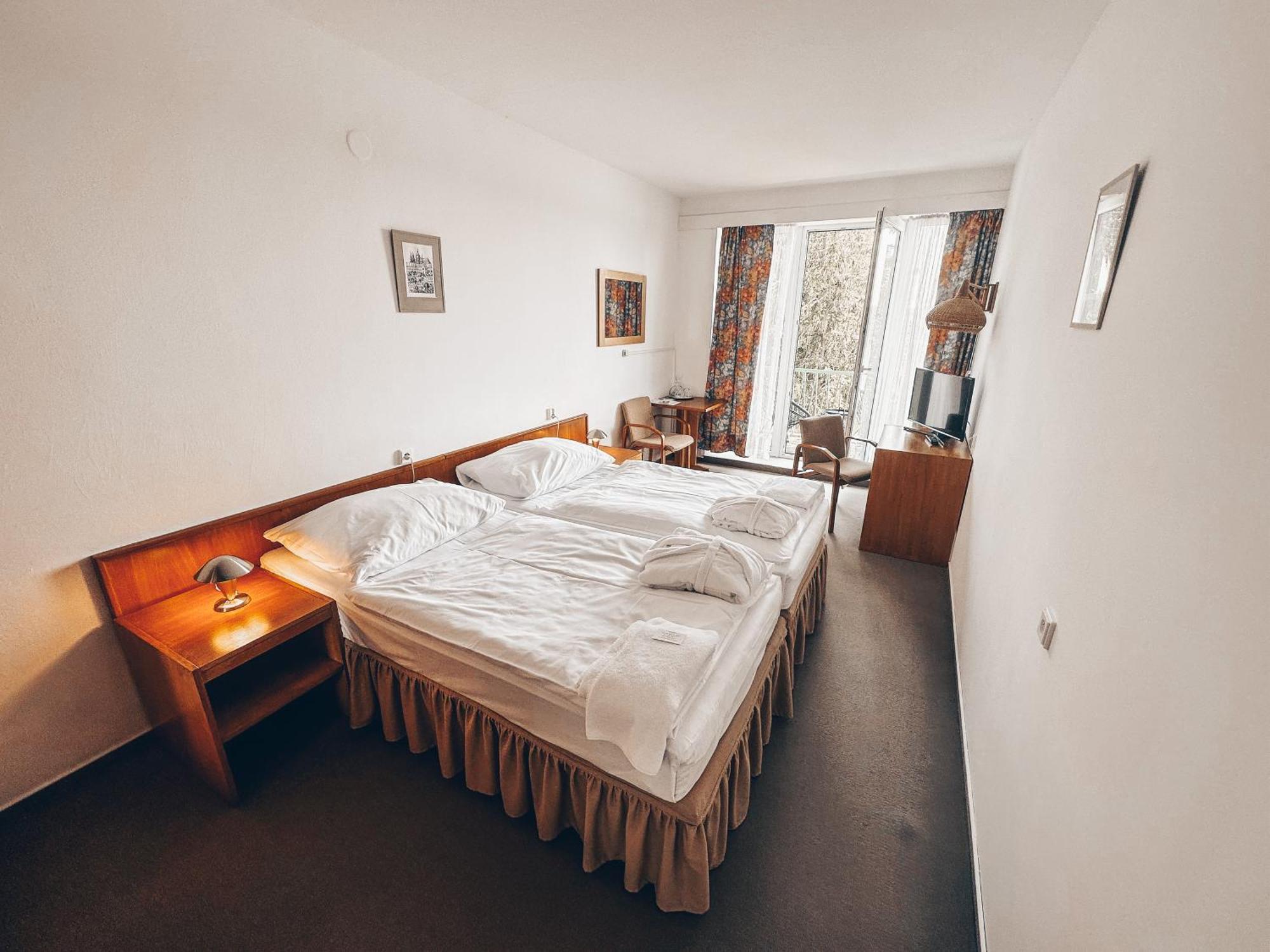 Hotel Medlov Nove Mesto na Morave Buitenkant foto