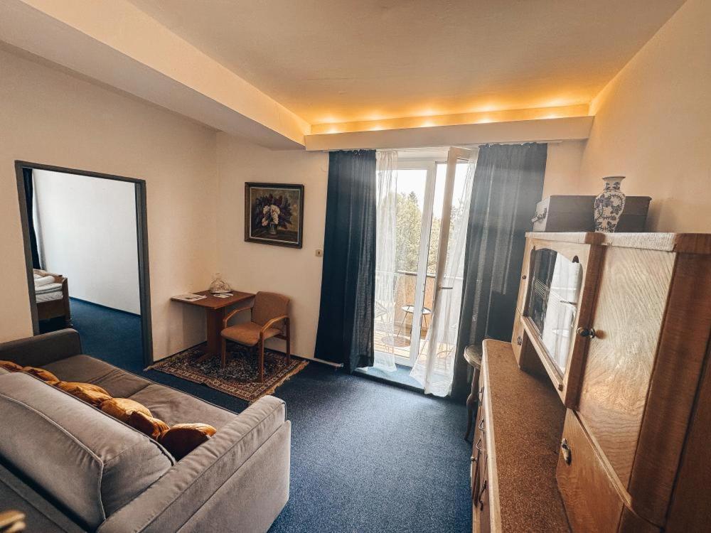 Hotel Medlov Nove Mesto na Morave Buitenkant foto
