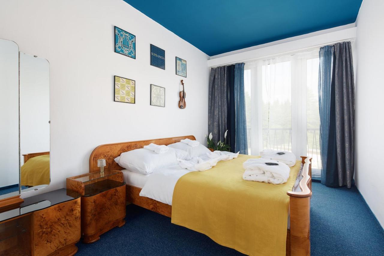 Hotel Medlov Nove Mesto na Morave Buitenkant foto